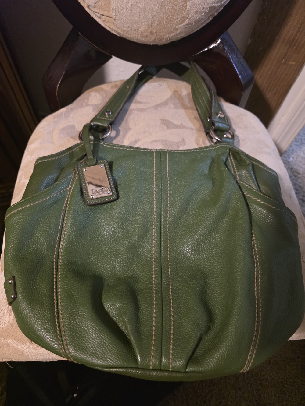 Tignanello Green Leather Shoulder Bag - Picture 2 of 7